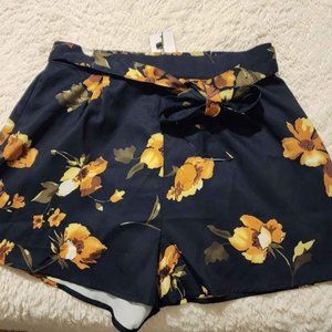 Floral High-waisted Shorts